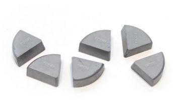 High Hardness Tungsten Carbide Saw Tips HRA 87 ~ HRA 93.5 Various Grades