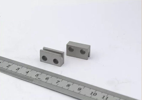 YG15 Grade Tungsten Carbide Wear Parts High Density Tungsten Square Bar Lightweight